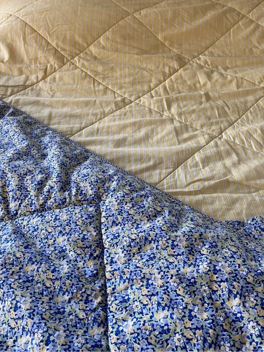 Tommy Hilfiger Blue and White Floral Quilted Comforter Set with Pillow Shams